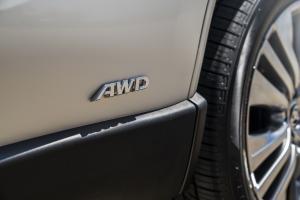 Toyota Venza Hybrid XLE 2020 года 